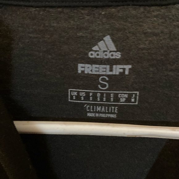 Adidas Men’s Jogger pants w/ Yellow Stripes & Black T-shirt Bundle - Picture 8 of 10